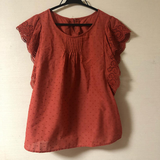 anatelier(アナトリエ)のアナトリエ anatelier フリル刺繍袖 ブラウス 38 M レディースのトップス(シャツ/ブラウス(半袖/袖なし))の商品写真