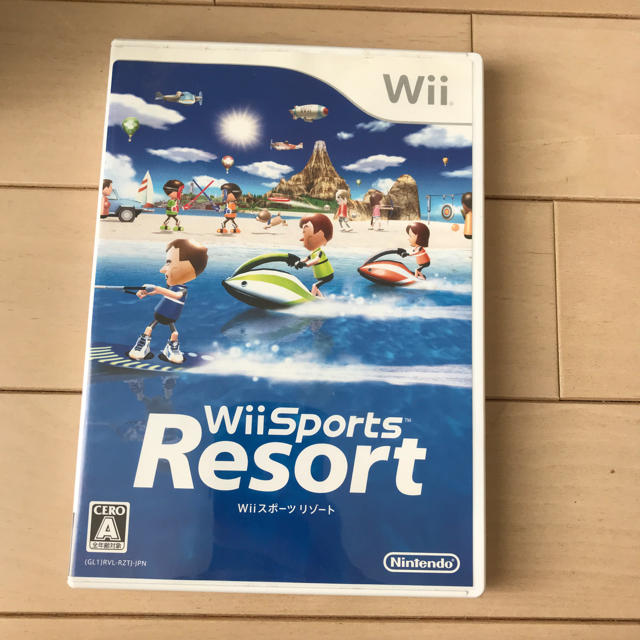 Wii(ウィー)のWiiスポーツリゾート エンタメ/ホビーのゲームソフト/ゲーム機本体(家庭用ゲームソフト)の商品写真