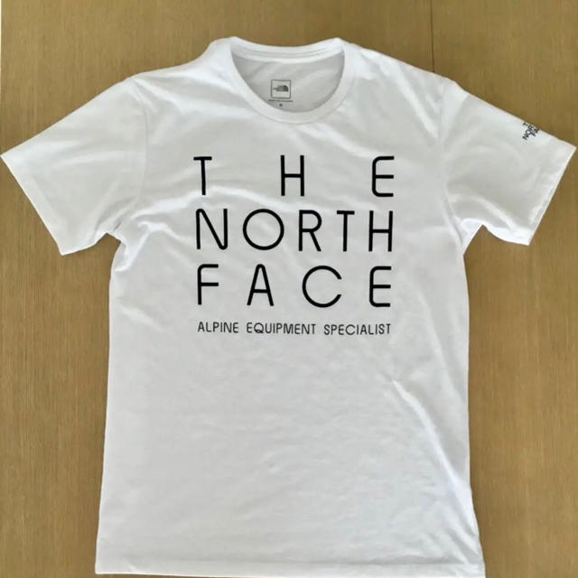 THE NORTH FACE(ザノースフェイス)のノースフェイス TNFティー NT31780 TT（Men's） メンズのトップス(Tシャツ/カットソー(半袖/袖なし))の商品写真