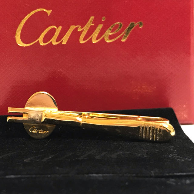 Cartier - カルティエ レッド ネクタイピン タイピン C2ロゴの通販 by