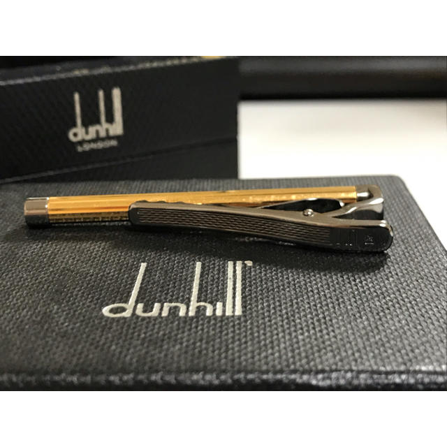 Dunhill(ダンヒル)のダンヒル サイドグレー ネクタイピン タイピン タイバー  メンズのファッション小物(ネクタイピン)の商品写真