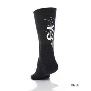 ワイスリー(Y-3)の新品未使用‼️Y-3 TUBESOCKS バックグラフィックロゴ/ブラック(ソックス)