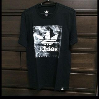 アディダス(adidas)のadidas originalsTシャツ(Tシャツ(半袖/袖なし))