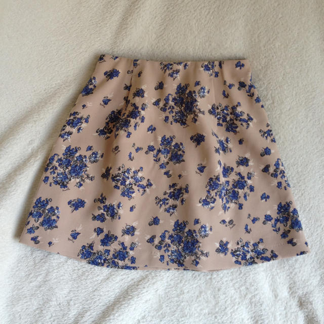 Noela(ノエラ)のNoela♡花柄スカート レディースのスカート(ひざ丈スカート)の商品写真