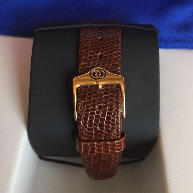 Gucci by ふり's shop ｜グッチならラクマ - GUCCI レディース腕時計の通販 低価最新品