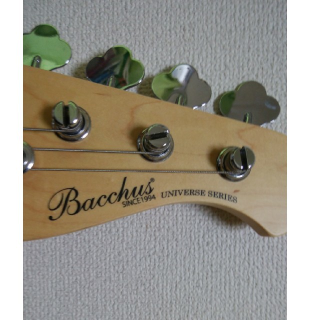 Bacchus バッカス ベース Universe Series Bass