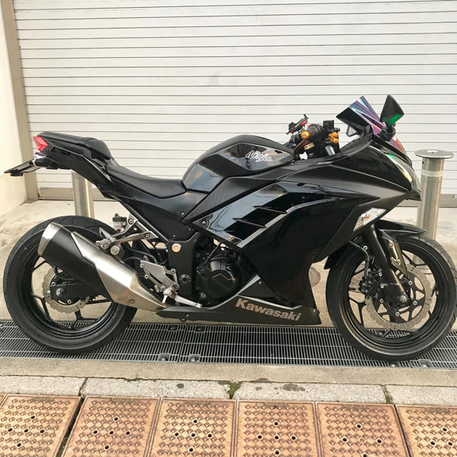 カワサキNinja250ニンジャ250人気のエボニーブラック期間限定出品