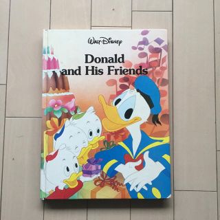 ディズニー(Disney)の英語 絵本 DONALD AND HIS FRIENDS (絵本/児童書)