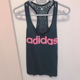 アディダス(adidas)のadidasタンクトップ(タンクトップ)