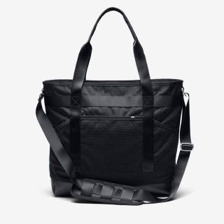 ナイキ(NIKE)のNIKE LAB MA5 ナイキラボ トート バッグ  ブラック  30L(トートバッグ)