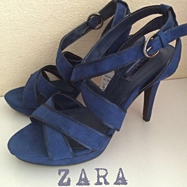 ZARA(ザラ)のZARA  サンダル新品  レディースの靴/シューズ(サンダル)の商品写真