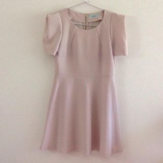 デイシー(deicy)の【美品】deicy♥︎ベージュワンピース(ミニワンピース)