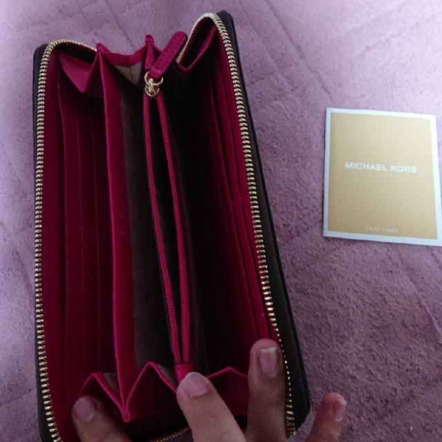 Michael Kors(マイケルコース)のMICHAEL KORS マイケル・コース  長財布 レディースのファッション小物(財布)の商品写真
