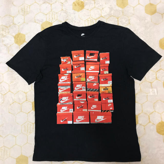 NIKE(ナイキ)のnike シューズボックス Tシャツ メンズのトップス(Tシャツ/カットソー(半袖/袖なし))の商品写真