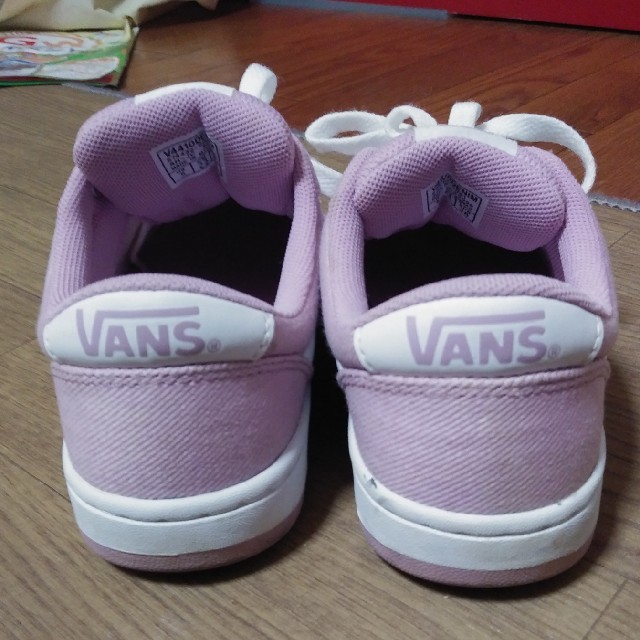 VANS(ヴァンズ)のみるきー様専用VANSスニーカー23㎝ピンク レディースの靴/シューズ(スニーカー)の商品写真