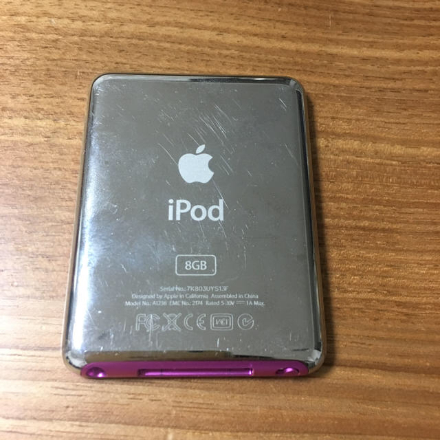 iPod touch(アイポッドタッチ)のiPod 8GB スマホ/家電/カメラのオーディオ機器(ポータブルプレーヤー)の商品写真