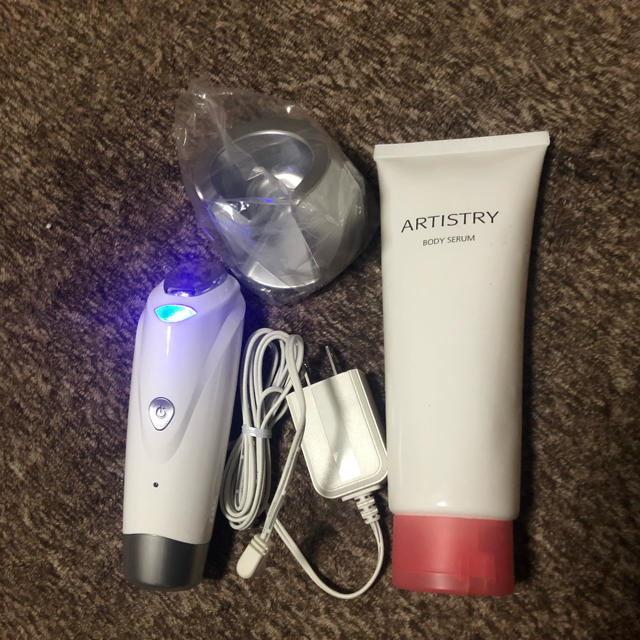 Amway(アムウェイ)のアーティストリー美顔器、ボディセラム スマホ/家電/カメラの美容/健康(フェイスケア/美顔器)の商品写真