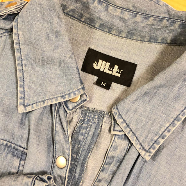 JILL by JILLSTUART(ジルバイジルスチュアート)のとろみデニムシャツ ジルスチュアート M レディースのトップス(シャツ/ブラウス(長袖/七分))の商品写真