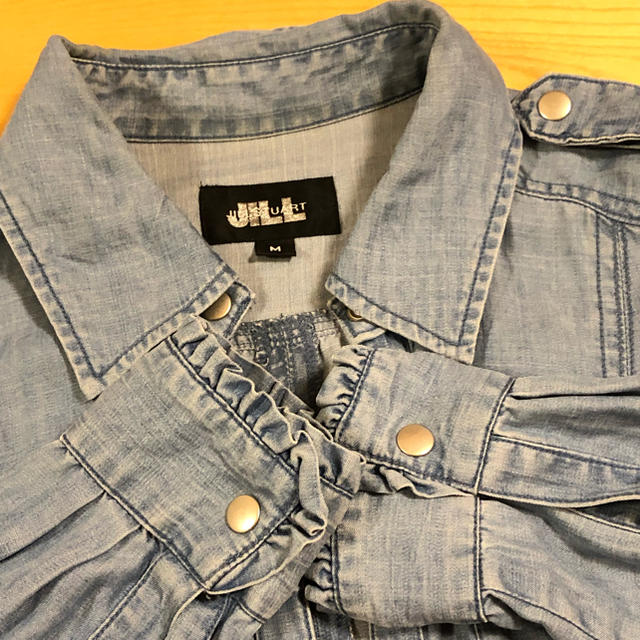 JILL by JILLSTUART(ジルバイジルスチュアート)のとろみデニムシャツ ジルスチュアート M レディースのトップス(シャツ/ブラウス(長袖/七分))の商品写真