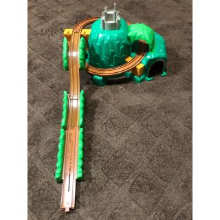 タカラトミー(Takara Tomy)の[ご購入ありがとうございます] きかんしゃトーマス どきどきマウンテンセット(電車のおもちゃ/車)