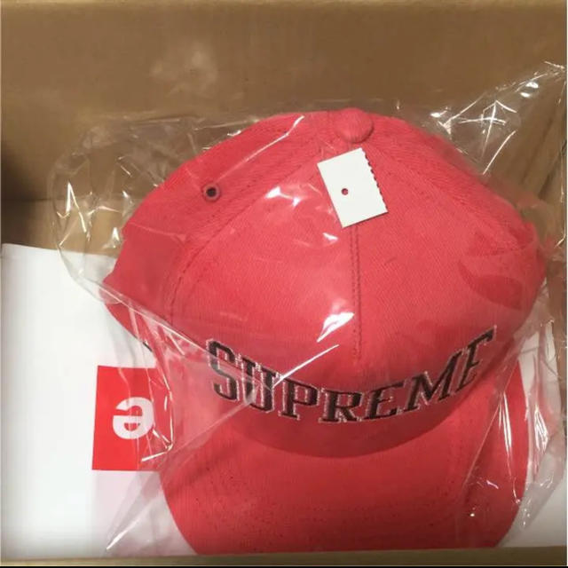 Supreme(シュプリーム)のsupreme キャップ ピンク☆ メンズの帽子(キャップ)の商品写真