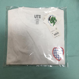 ユニクロ(UNIQLO)のグレースリー UT グレース・リー ポケットTシャツ 無地 白 ホワイト ハート(Tシャツ(半袖/袖なし))
