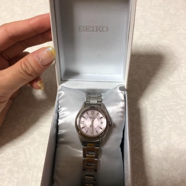 ファッション小物SEIKO レディースソーラー腕時計