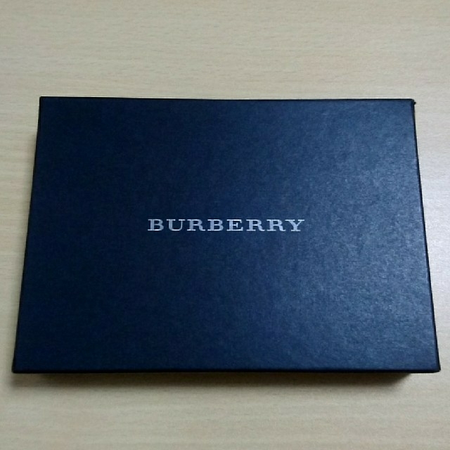 BURBERRY(バーバリー)の【新品】バーバリー 名刺入れ メンズのファッション小物(名刺入れ/定期入れ)の商品写真