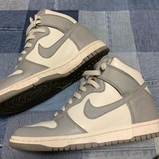 ナイキ(NIKE)のnike dunk hi gray white 25 us7 (スニーカー)