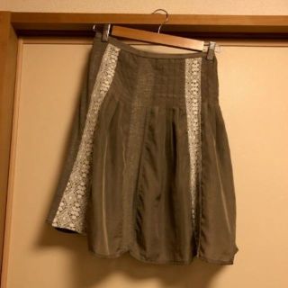 【カーブクロッシェ （Cavecrochet）】カーキ　スカート　美品(ひざ丈スカート)