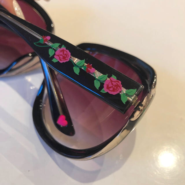 BETSEY JOHNSON(ベッツィジョンソン)のサングラス 大きめフレーム LA 海外インポート レディースのファッション小物(サングラス/メガネ)の商品写真