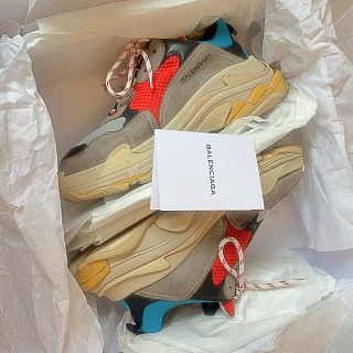 バレンシアガ(Balenciaga)のBALENCIAGA TRIPLE S ITALY (スニーカー)