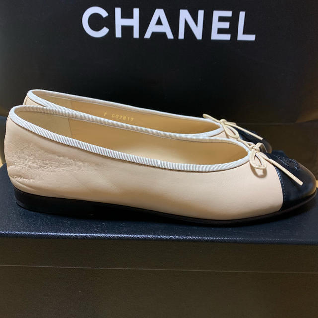 CHANEL(シャネル)のシャネルバレエシューズ フラットシューズ レディースの靴/シューズ(バレエシューズ)の商品写真