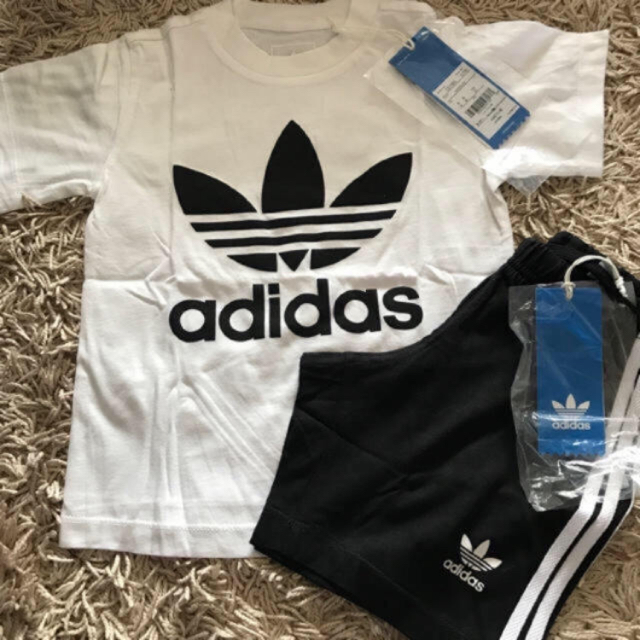 90cm  新品　adidas Originals 半袖セットアップ