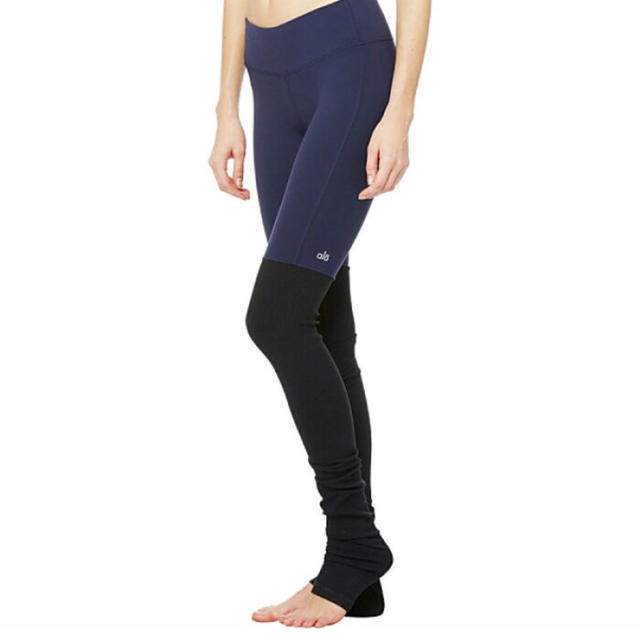 lululemon(ルルレモン)のalo yoga  GODDESS LEGGING  アローヨガ レギンス スポーツ/アウトドアのトレーニング/エクササイズ(ヨガ)の商品写真