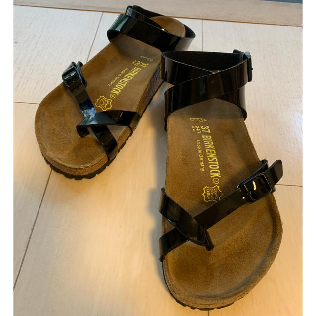 BIRKENSTOCK(ビルケンシュトック)のBunnyさま専用 ビルケンシュトック   Yara 37 新品未使用 レディースの靴/シューズ(サンダル)の商品写真