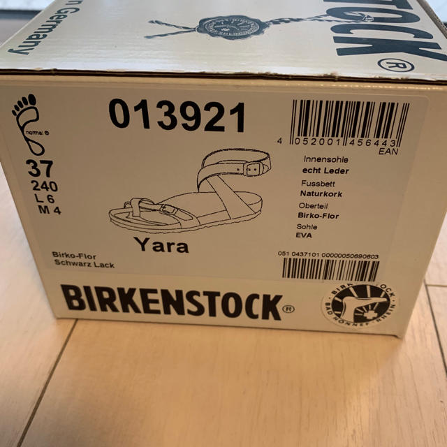 BIRKENSTOCK(ビルケンシュトック)のBunnyさま専用 ビルケンシュトック   Yara 37 新品未使用 レディースの靴/シューズ(サンダル)の商品写真