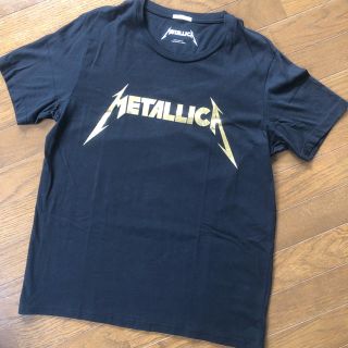 ジーユー(GU)のMETALLICA♡メタリカ♡半袖Tシャツ♡Ｌサイズ♡黒♡ブラック♡ゴールドロゴ(Tシャツ/カットソー(半袖/袖なし))