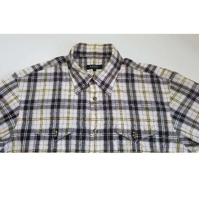 BURBERRY(バーバリー)の■美品　バーバリー 　　半袖シャツ　メンズ  メンズのトップス(シャツ)の商品写真