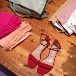 マノロブラニク(MANOLO BLAHNIK)の★今週末まで出品最後のお値下げ🙇‍♀️★(サンダル)