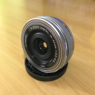 オリンパス(OLYMPUS)の★動画でも大満足★オリンパス14-42mm EZ パンケーキレンズ(レンズ(ズーム))