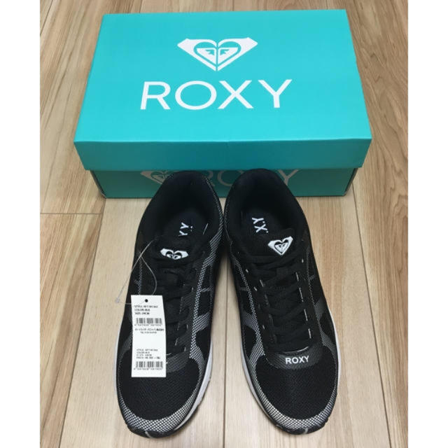 Roxy(ロキシー)の新品未使用 ROXY スニーカー FLYOUT レディースの靴/シューズ(スニーカー)の商品写真