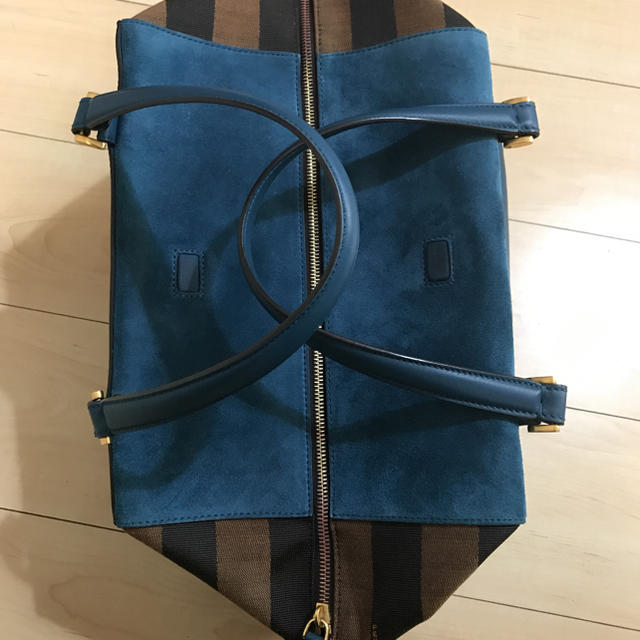 FENDI(フェンディ)のdy様専用　FENDI  ペカン  ハンドバッグ   ショルダーバッグ レディースのバッグ(ハンドバッグ)の商品写真