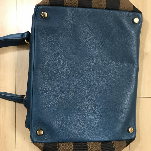 FENDI(フェンディ)のdy様専用　FENDI  ペカン  ハンドバッグ   ショルダーバッグ レディースのバッグ(ハンドバッグ)の商品写真