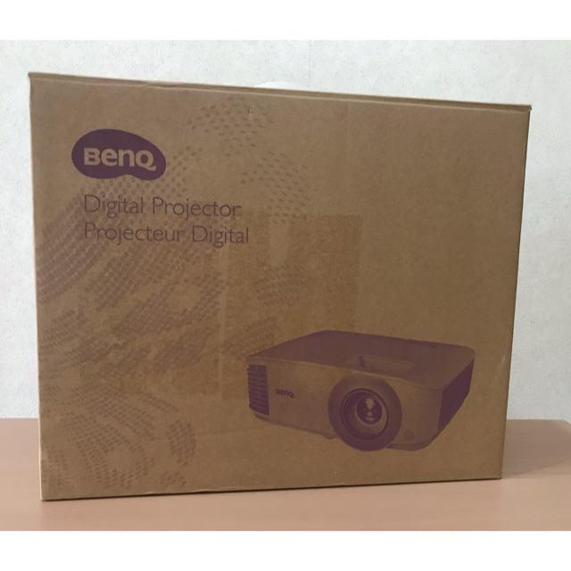 BenQ プロジェクター