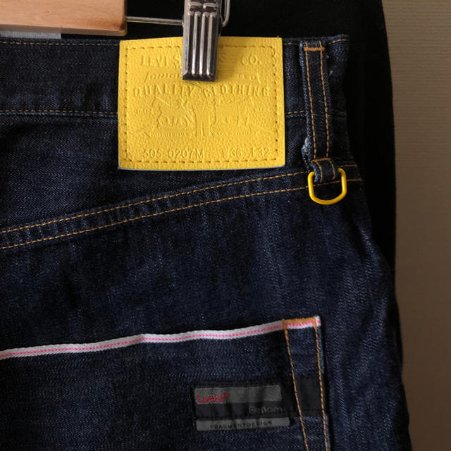 Fenom(フェノム)のLevi's FENOM yellow サンダーカスタム 短パン 36 メンズのパンツ(ショートパンツ)の商品写真