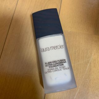 ローラメルシエ(laura mercier)のlaura mercier リキッドファンデーション カシュー(ファンデーション)