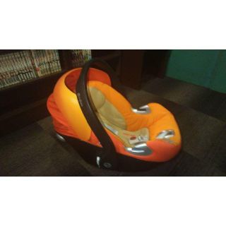 サイベックス(cybex)のサイベックス/ATONQ オレンジ(自動車用チャイルドシート本体)