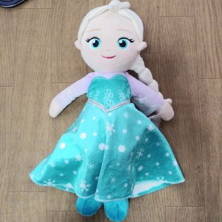 アナトユキノジョオウ(アナと雪の女王)のエルサの話す、歌う人形(キャラクターグッズ)