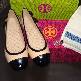 トリーバーチ(Tory Burch)のTORYBURCH♡リボンパンプス♡新品(ハイヒール/パンプス)